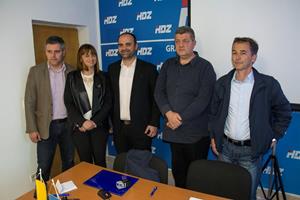 Klikni za veliku sliku Klikni za veliku sliku