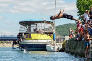 Klikni za veliku sliku Klikni za veliku sliku